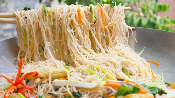 bun gao nau gi ngon tong hop 6 mon an tu bun gao thom ngon avt 1200x676 1